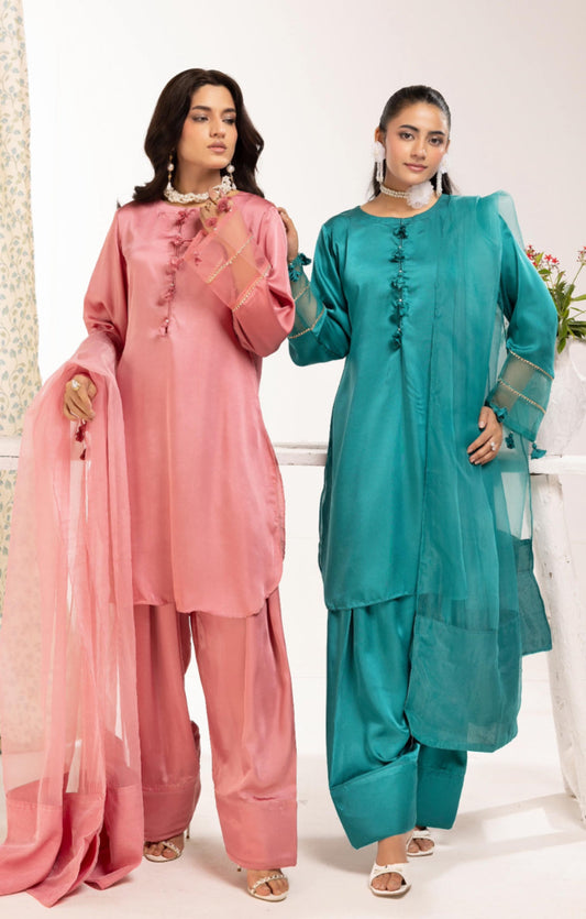 How to Style a Farshi Shalwar for Eid: A Graceful Tradition with a Modern Twist
