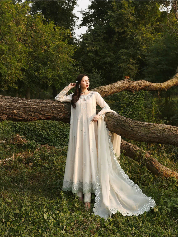 Hania Amir- Eid Edit Beige