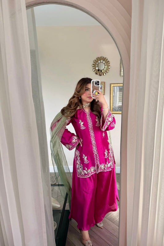 Mahnoor- Pink Festive Silk