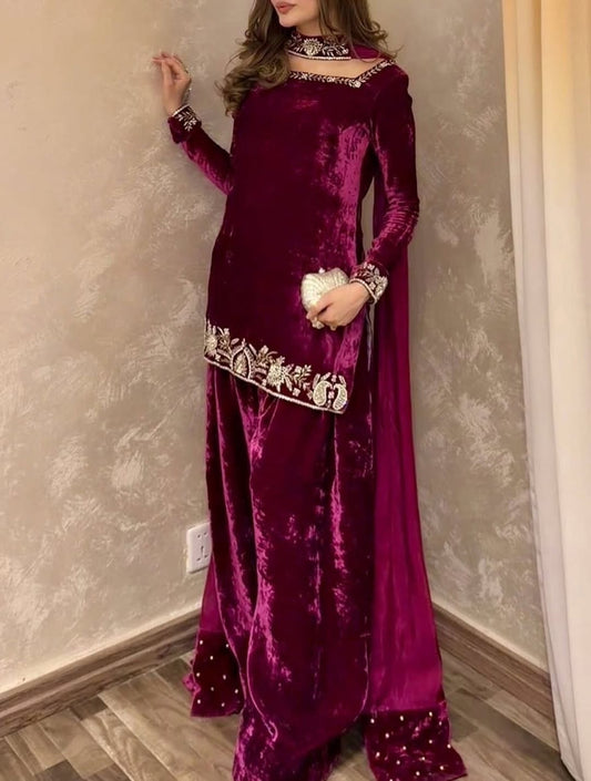 Alara- Luxury Velvet