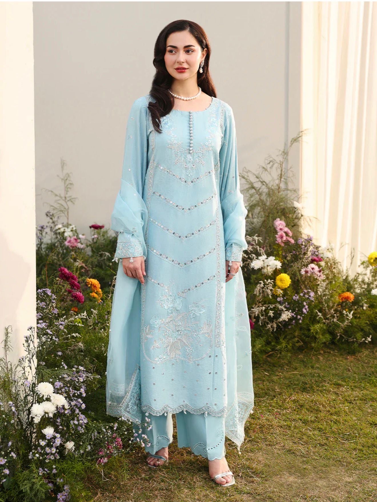 hania amir blue dress Amir- Eid Edit Ice – Fatimahs clothing Size:44 Regular Jacket Black And White Gingham v-neck mini dress Cutwork (2.20 Meter) Disclaimer