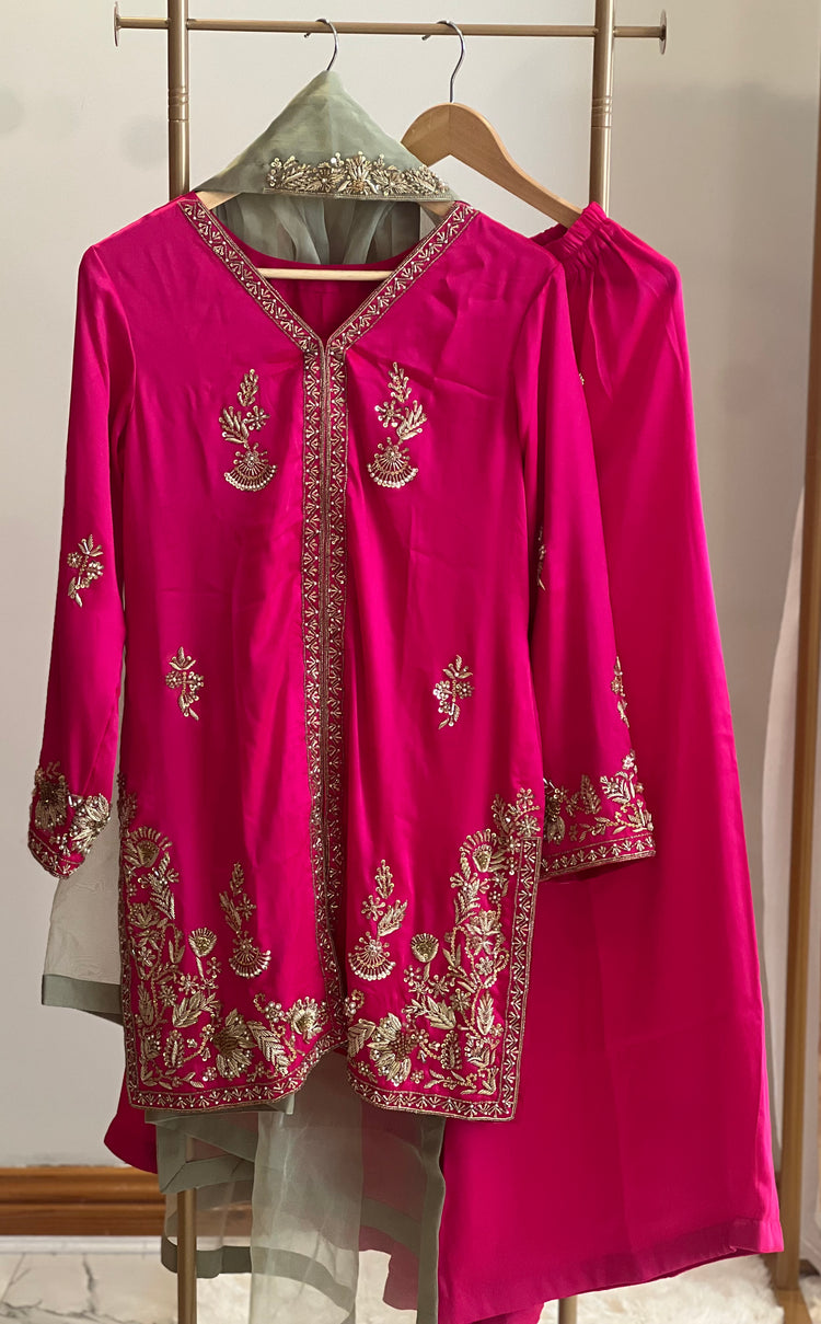 Mahnoor- Pink Festive Silk