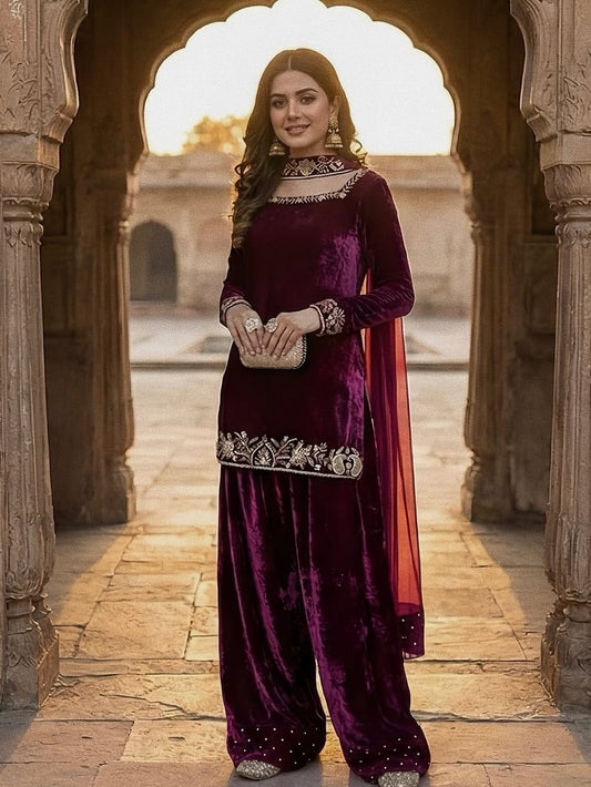 Alara- Luxury Velvet