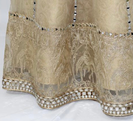 Aaghaz 02 - Fatimahs clothing