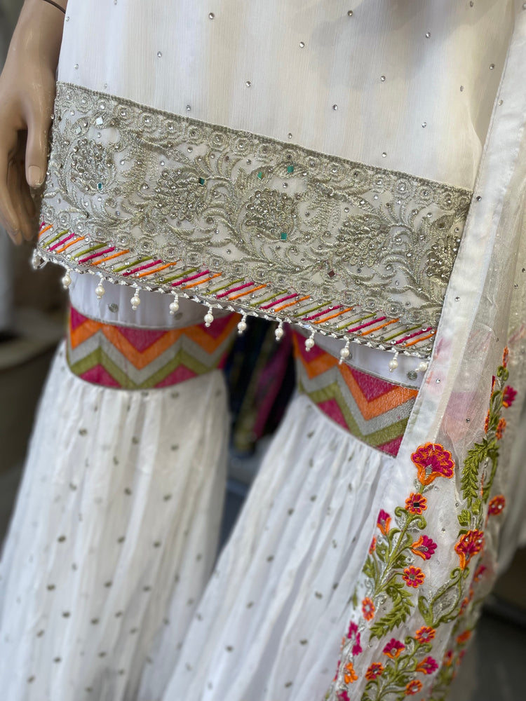 Design no: 2279 White - Fatimahs clothing