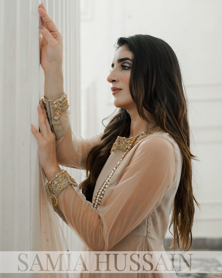 Annie 03 - Fatimahs clothing