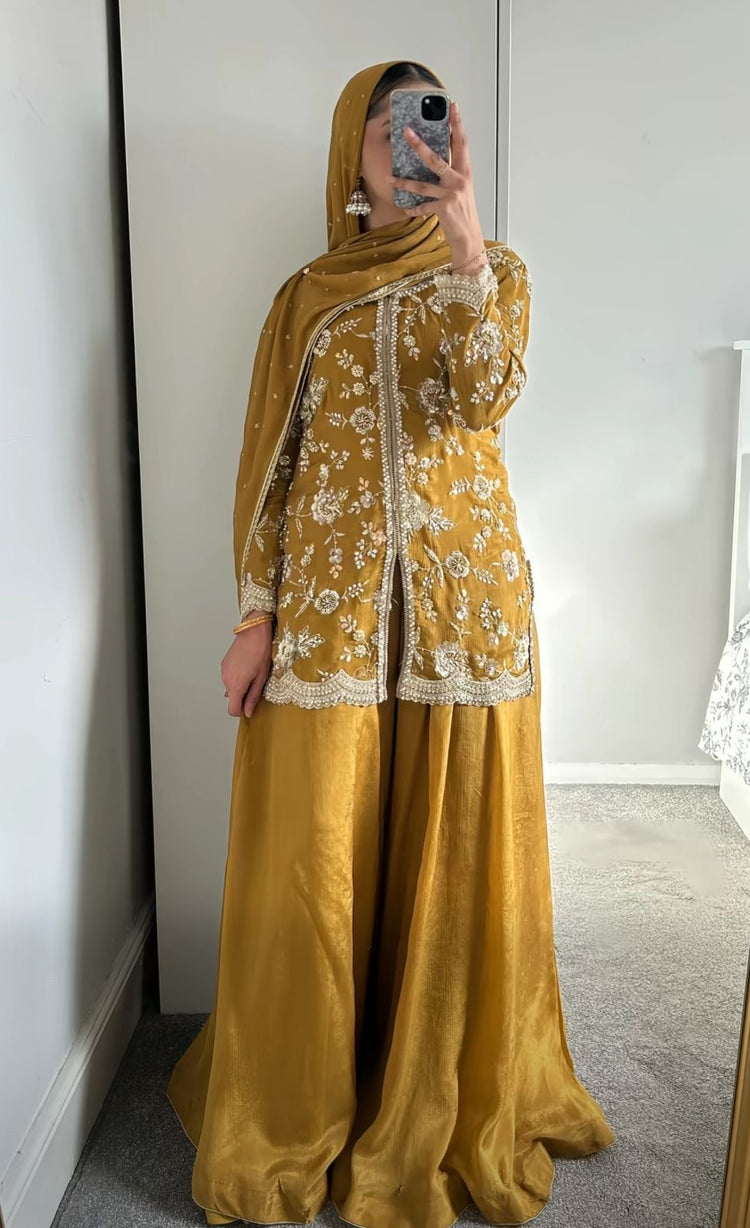 Laraib- Luxury Embroidered