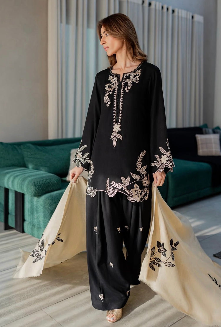 Shanzay- Embroidered Silk Black