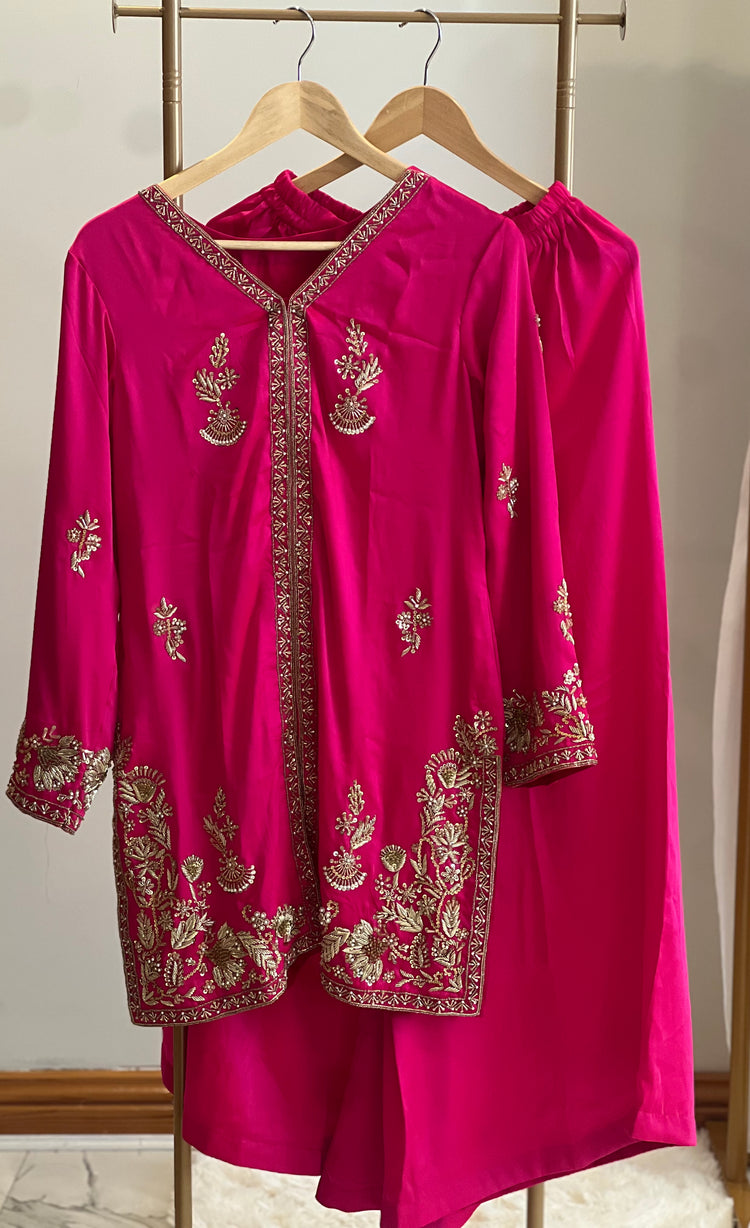 Mahnoor- Pink Festive Silk