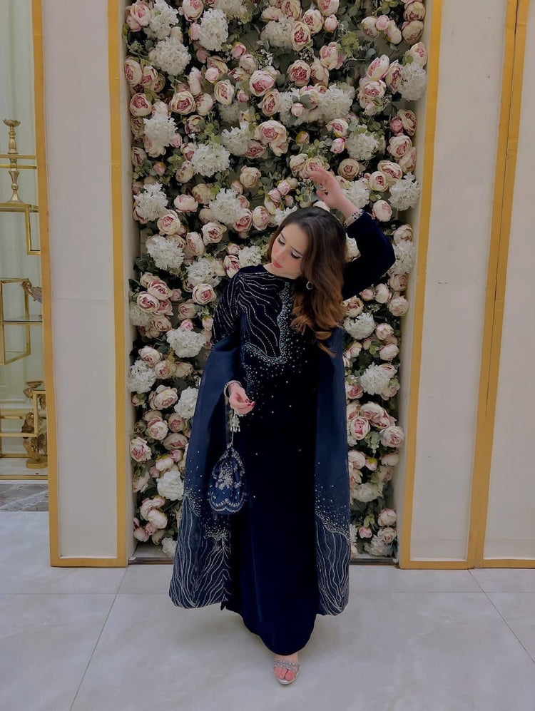 Amara- Luxury Velvet