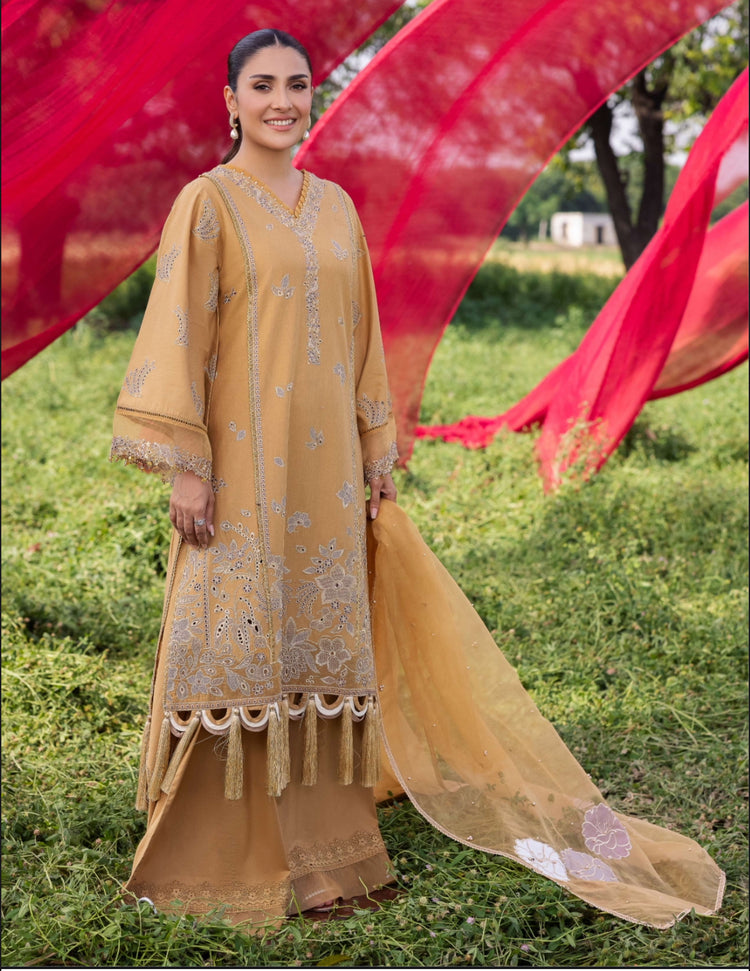 Heer x Ayeza Khan Ladies AL1027