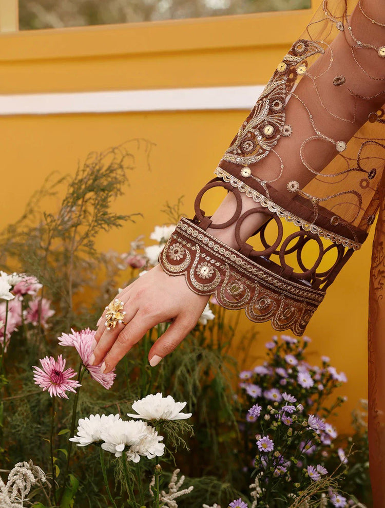 Hania Amir- Eid Edit Brown