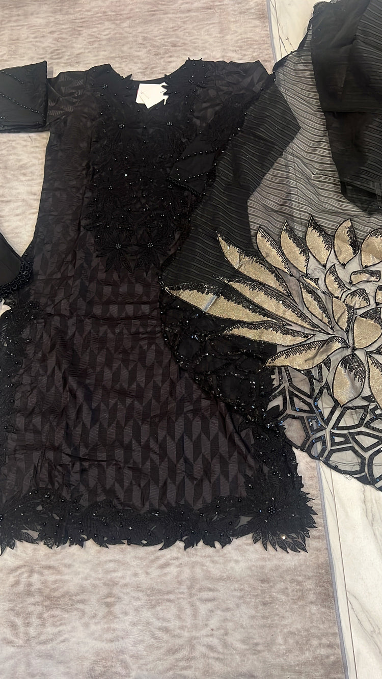 Alaya rangrasiya Inspired- Black