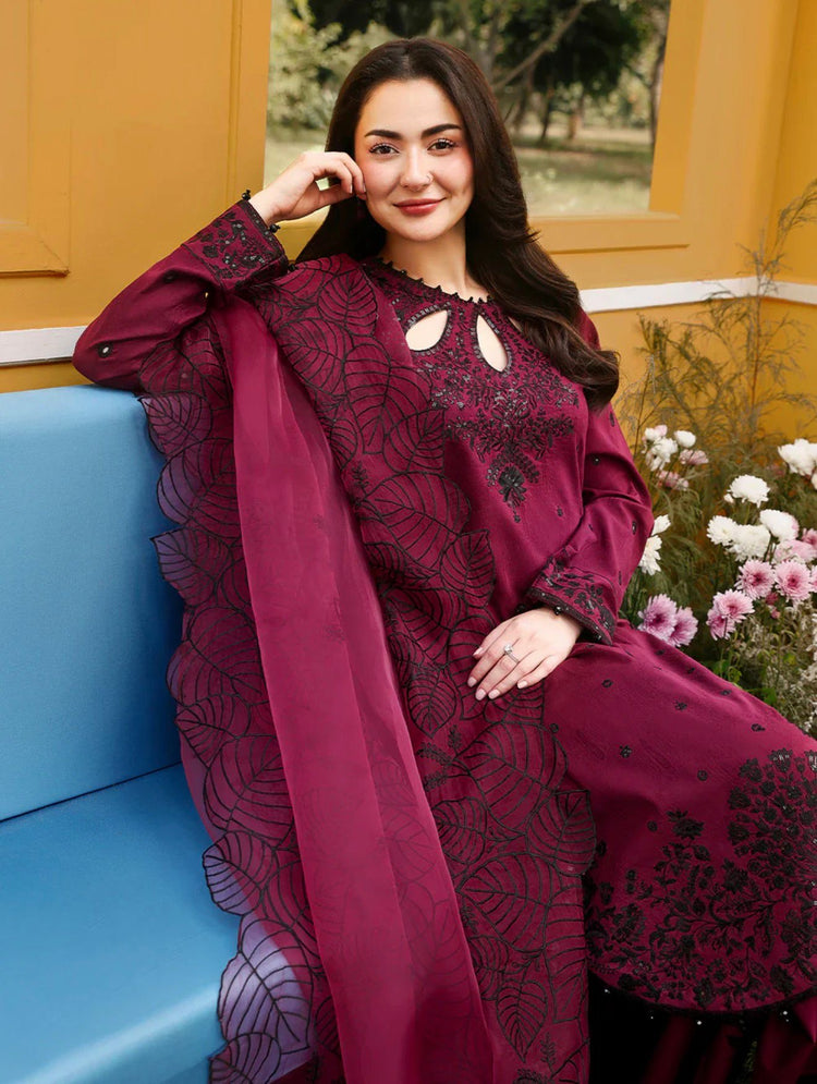 Hania Amir- Eid Edit Maroon