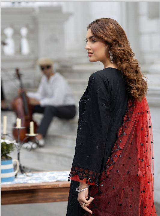 Ivana Luxury Embroidered 01