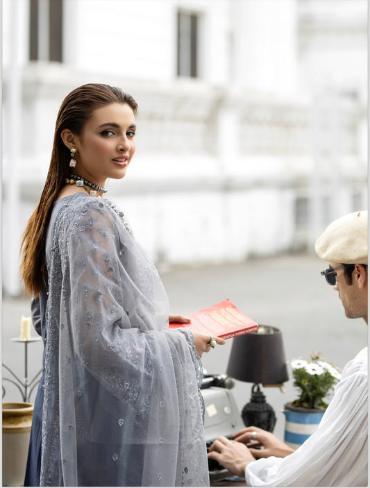 Ivana Luxury Embroidered 04
