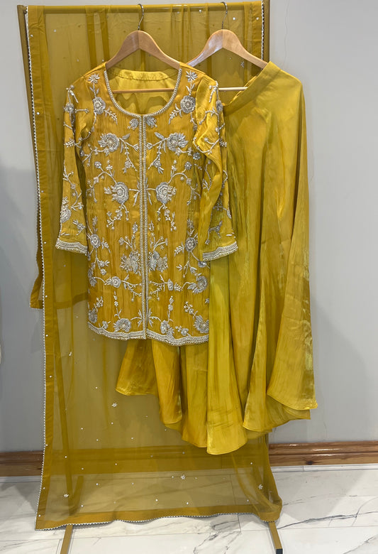 Laraib- Luxury Embroidered